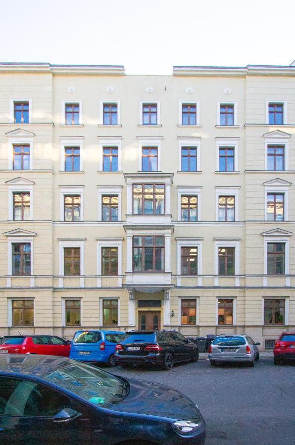 شقة Cozy Domicile Leipziger Auwald المظهر الخارجي الصورة